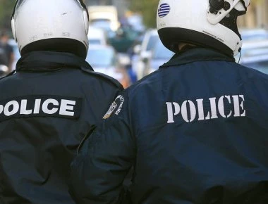 Θεσσαλονίκη: Συνελήφθησαν δύο αλλοδαποί διακινητές παράνομων μεταναστών - Μετέφεραν 40 Ιρακινούς από τον Έβρο
